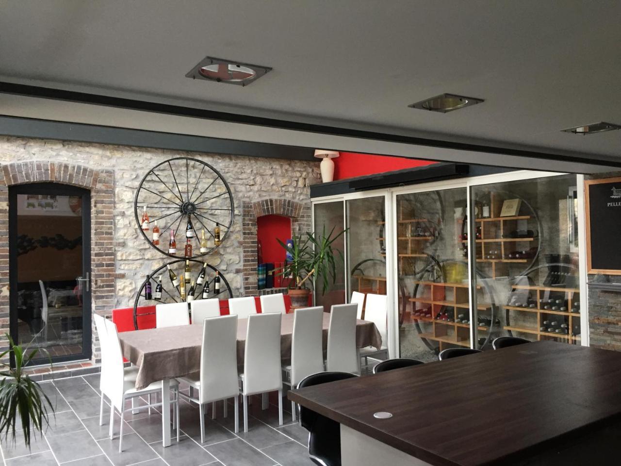 Bed and Breakfast Le Rouge & Blanc Saint-Maurice-le-Vieil Zewnętrze zdjęcie